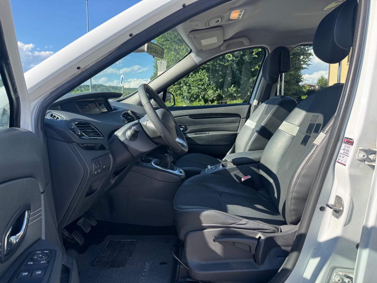 Renault Scenic Scénic X-Mod 1.5 dCi 110CV Luxe