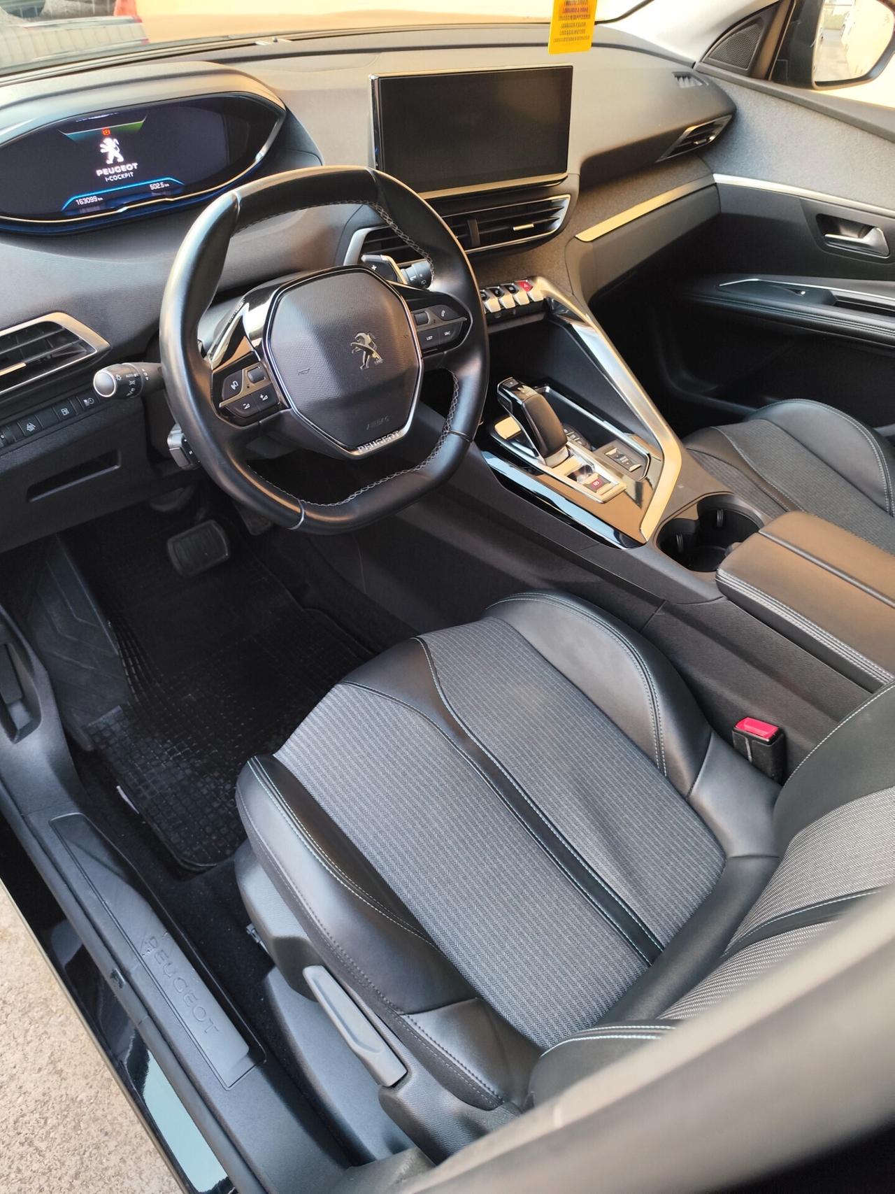 Peugeot 3008 Hybrid 225 e-EAT8 Allure Pack