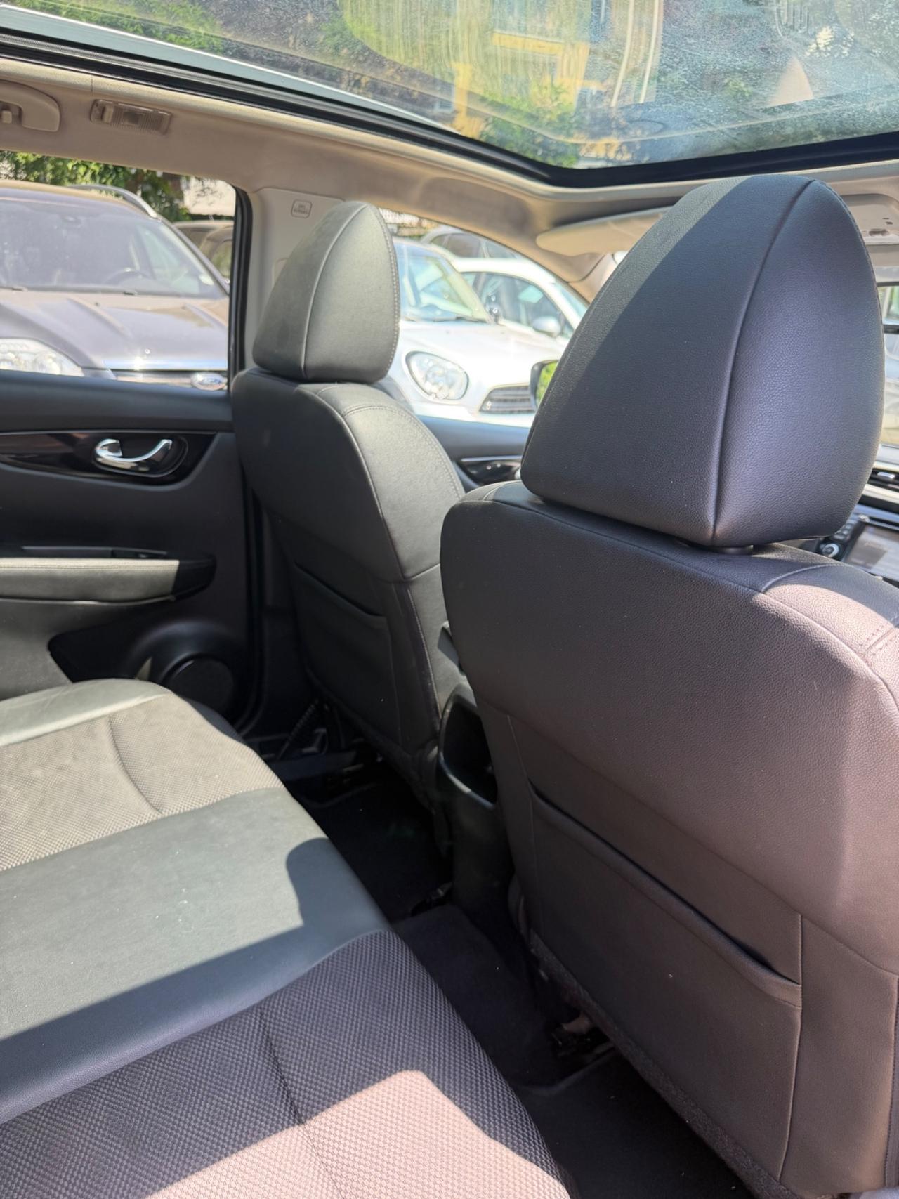 Nissan QASHQAI 1.6 dCi TEKNA TETTO FULLOPT 360CAM