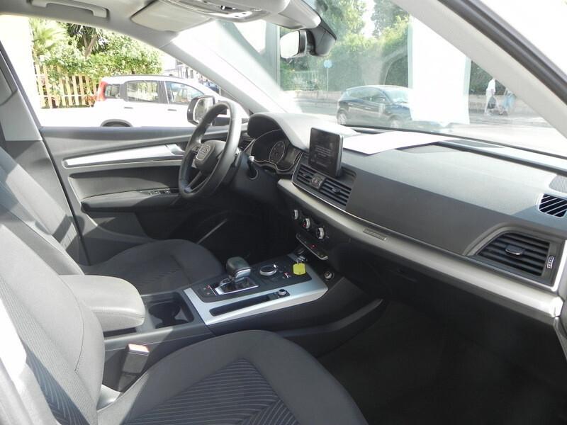 Audi Q5 2.0 TDI quattro S tronic Business