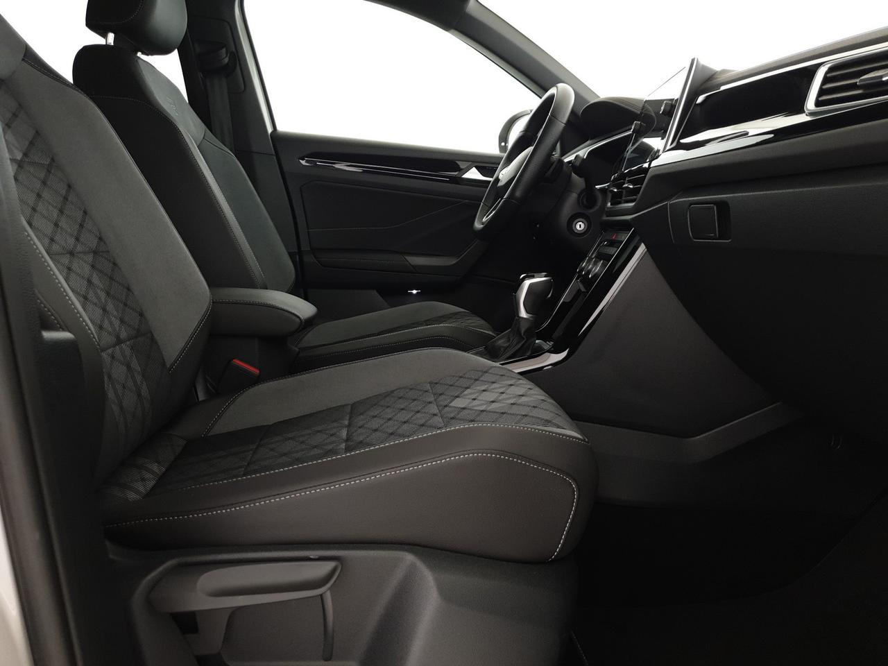 Volkswagen T-Roc 1.5 tsi r-line dsg