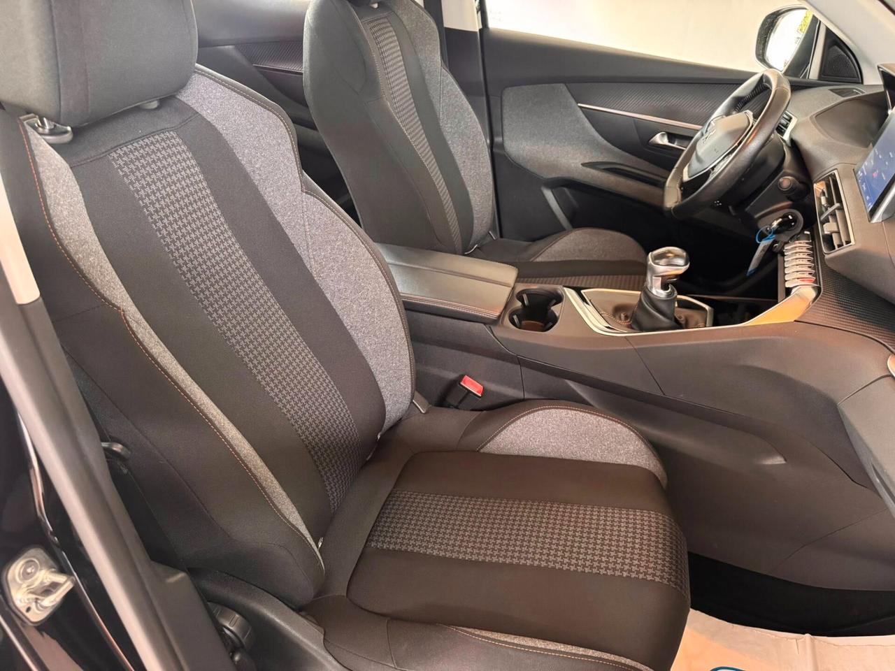 Peugeot 3008 BlueHDi 130 S&S Business