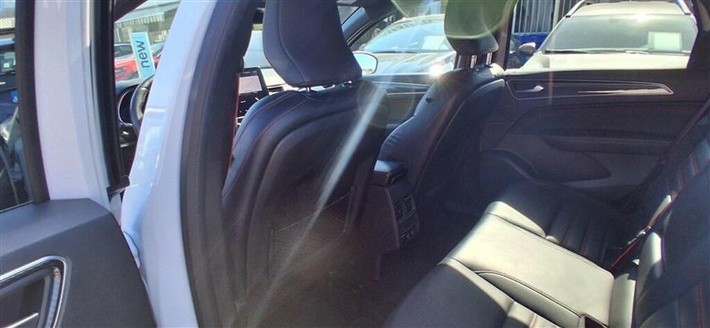 Renault Arkana 1.6 Hybrid RS Line E-Tech Auto