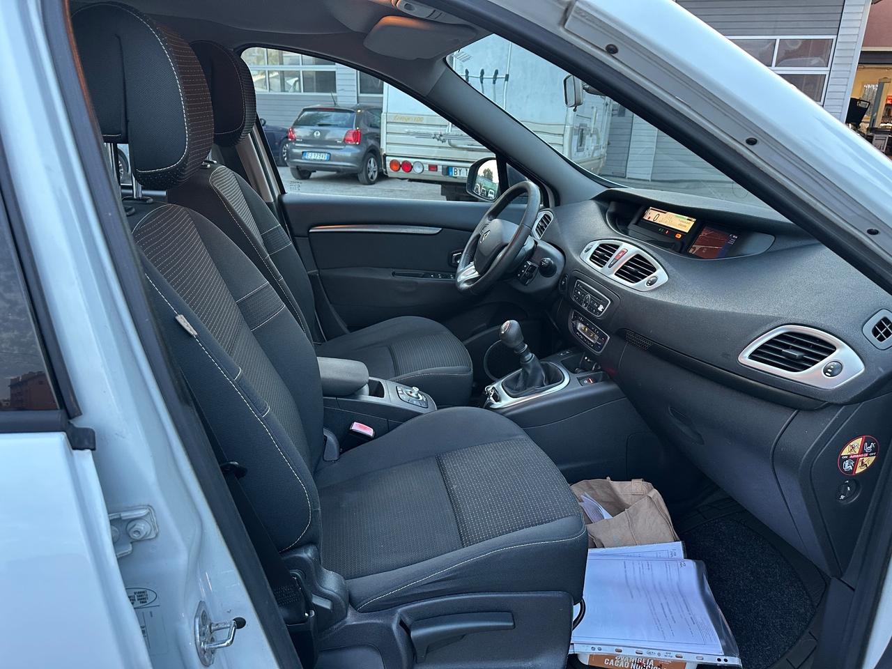 Renault Scenic Scénic X-Mod 1.5 dCi 110CV Luxe