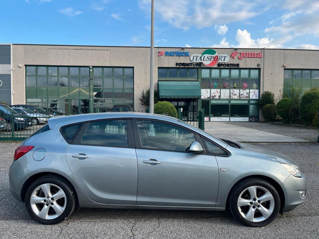 Opel Astra 1.4 Turbo 140CV 5 porte Cosmo