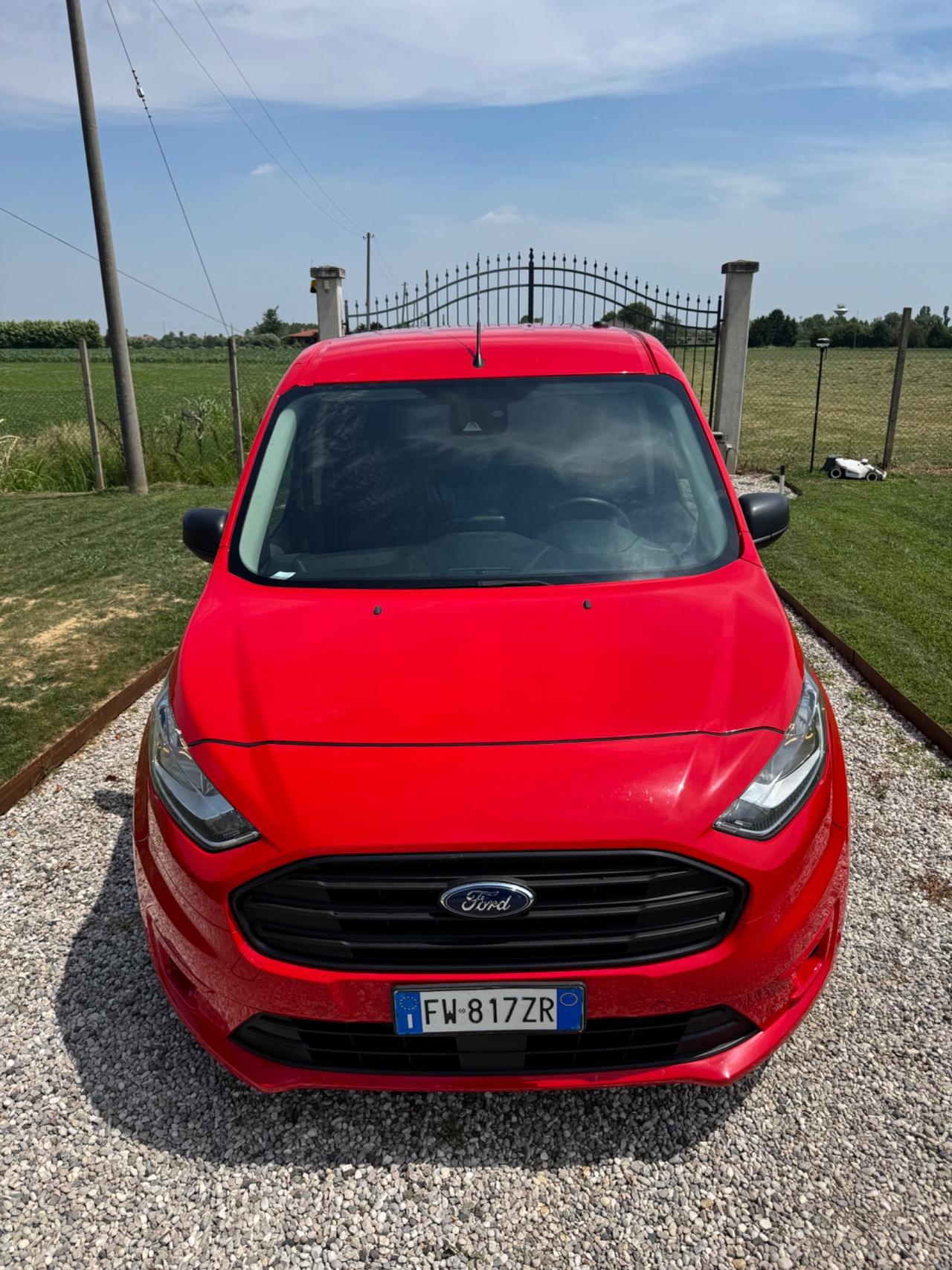 FORD TRANSIT CONNECT FULL OPTIONAL