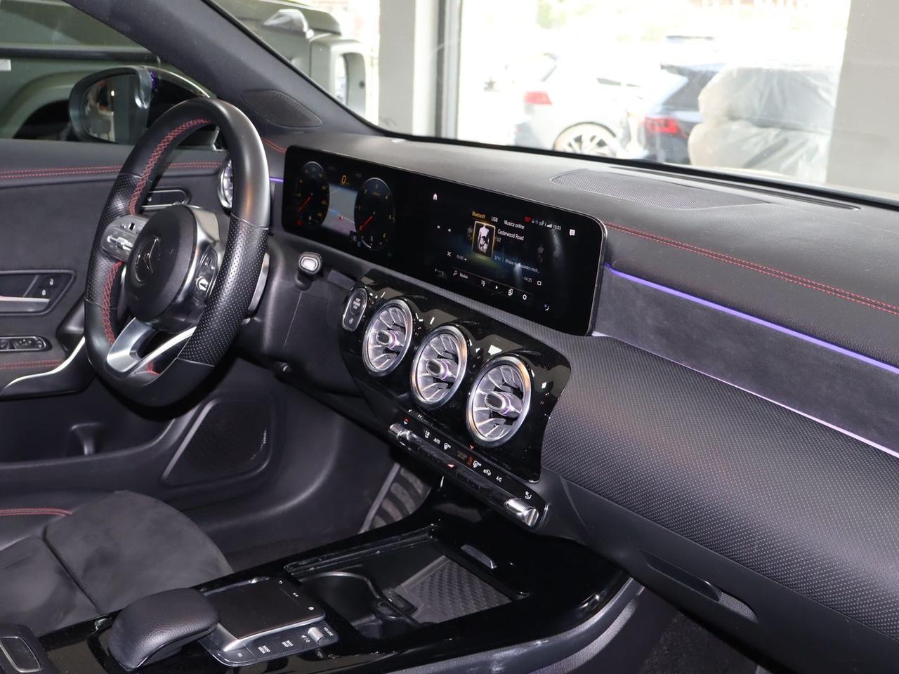 Mercedes-Benz CLA 200 AMG Line Premium Plus #9448
