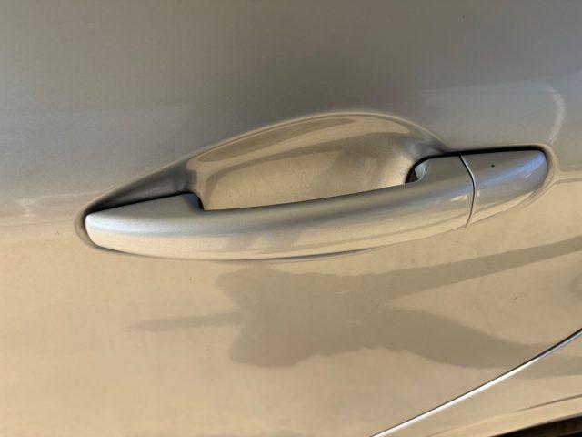 PEUGEOT 208 1.0 VTi 68 CV 5 porte OK NEOPATENTATI EURO 5B BENZ