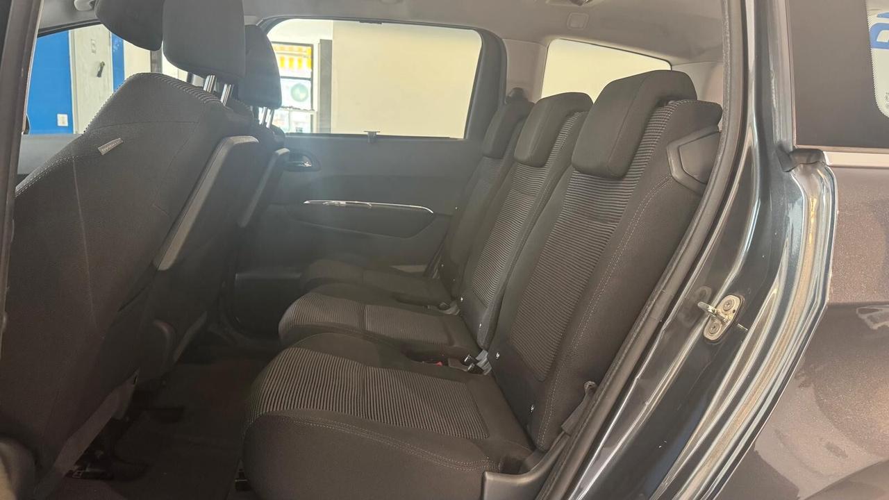 Peugeot 5008 1.6 HDi 110CV Premium