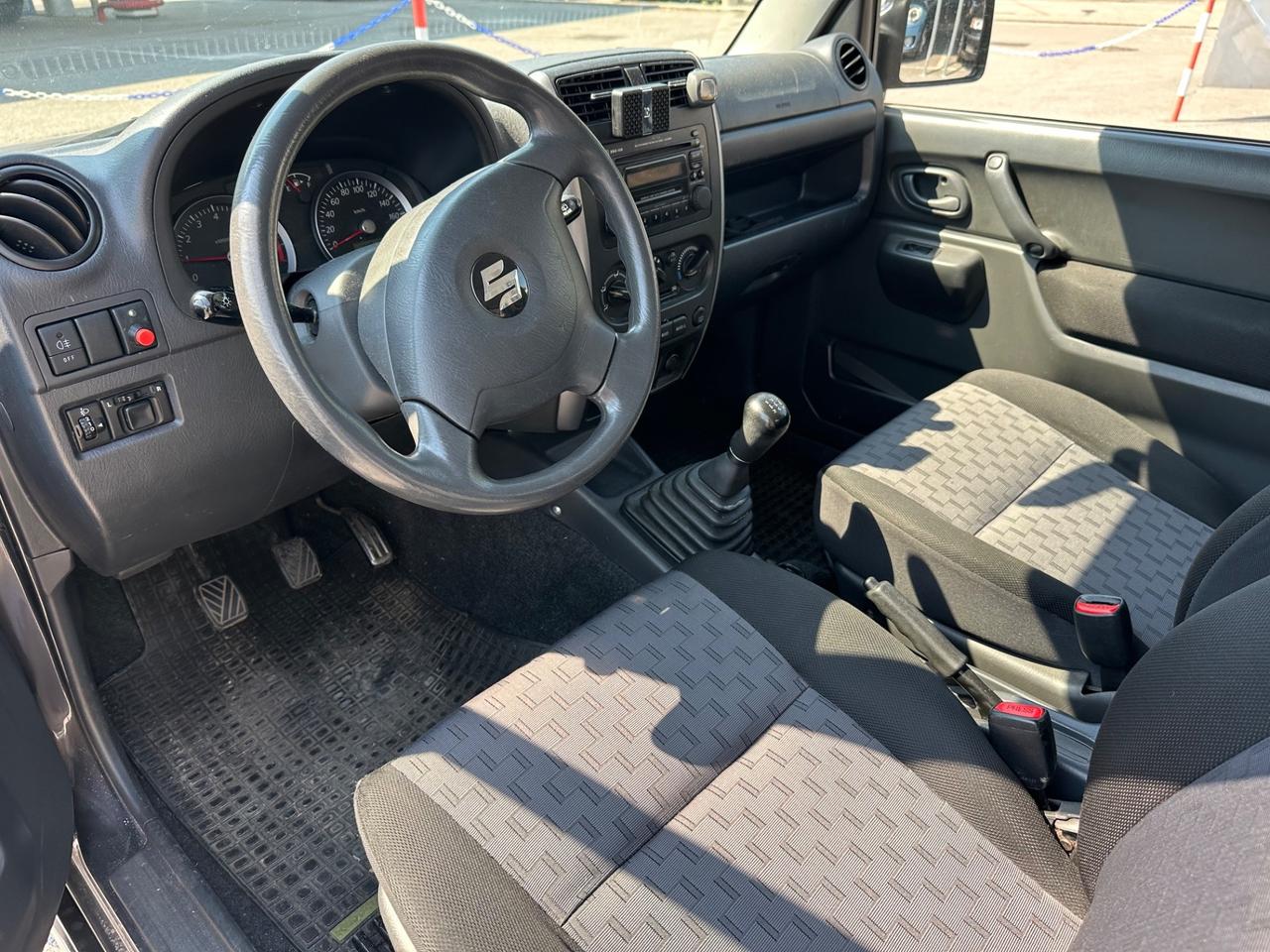 Suzuki Jimny 1.3i 16V 4WD,GARANZIA COMPLETA!