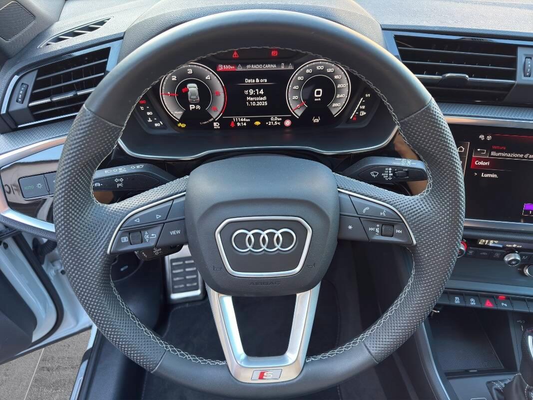 Audi Q3 35 2.0 tdi S line edition s-tronic