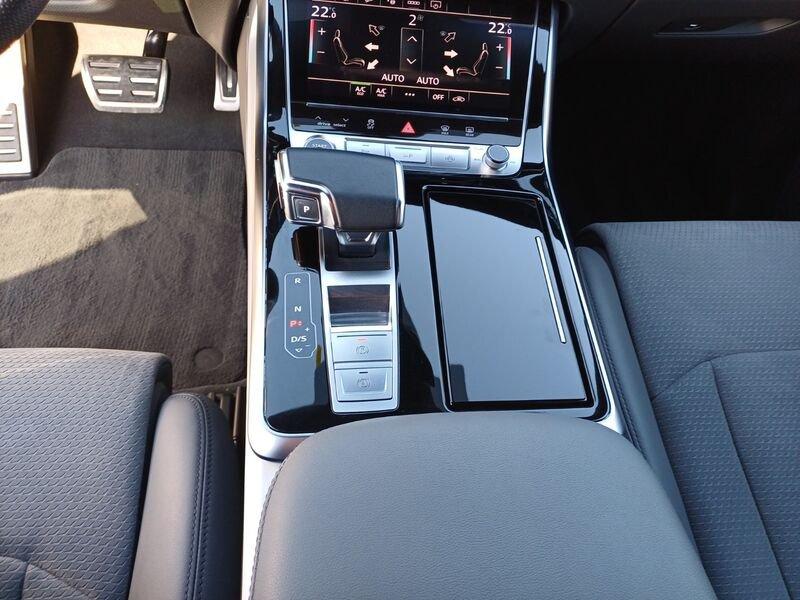 Audi Q8 Q8 50 3.0 tdi mhev Sport quattro tiptronic