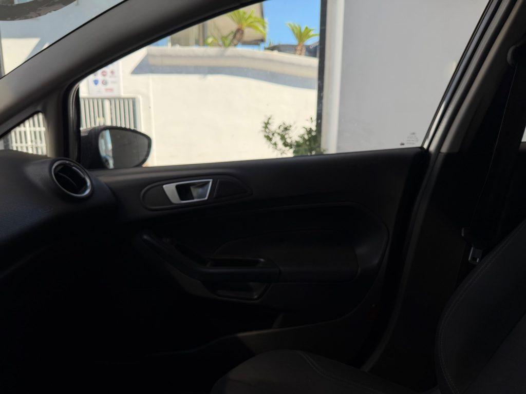Ford Fiesta 1.4 5 porte Bz.- GPL CASA MADRE