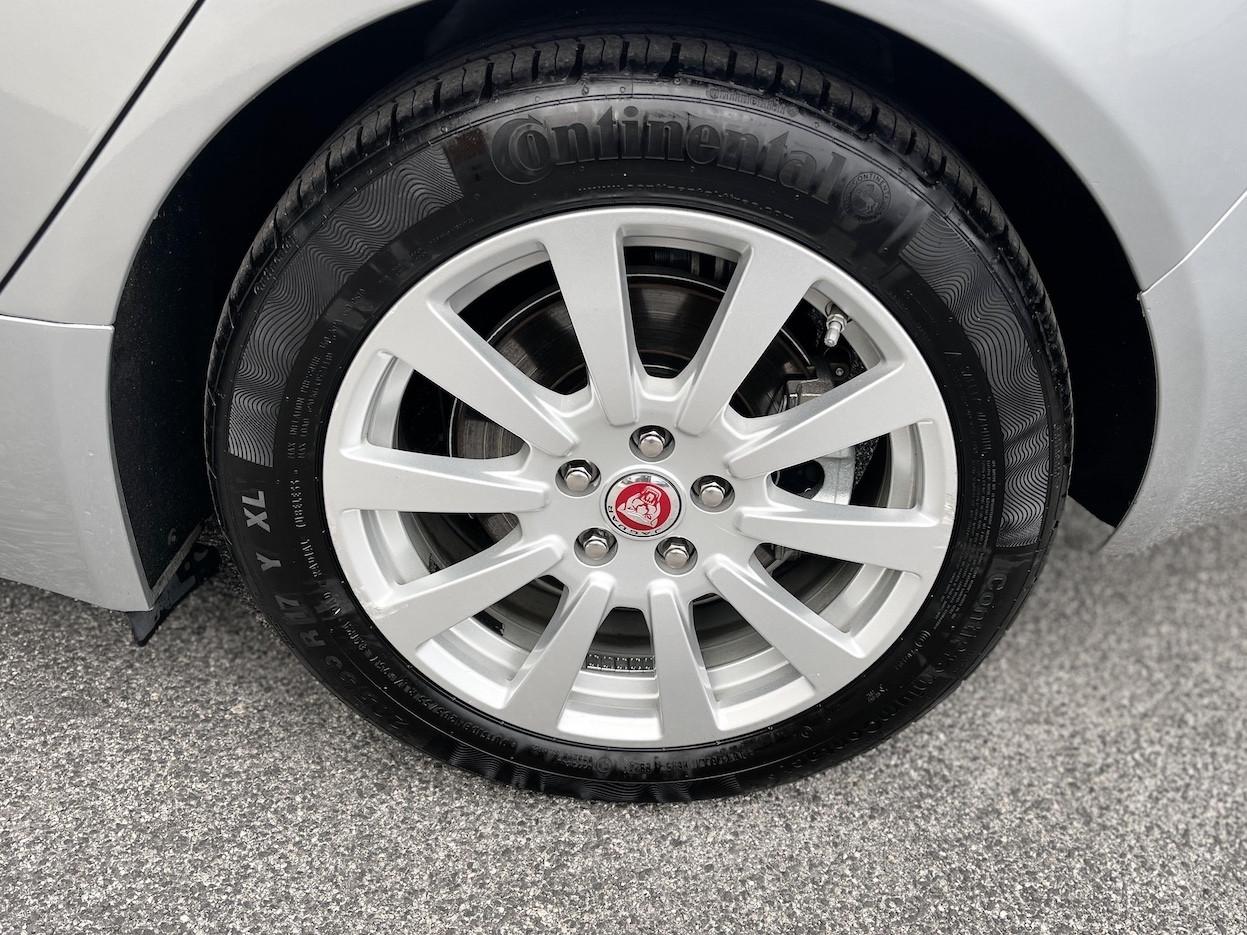 Jaguar XE 2.0 Diesel 180CV E6 Automatica - 2019