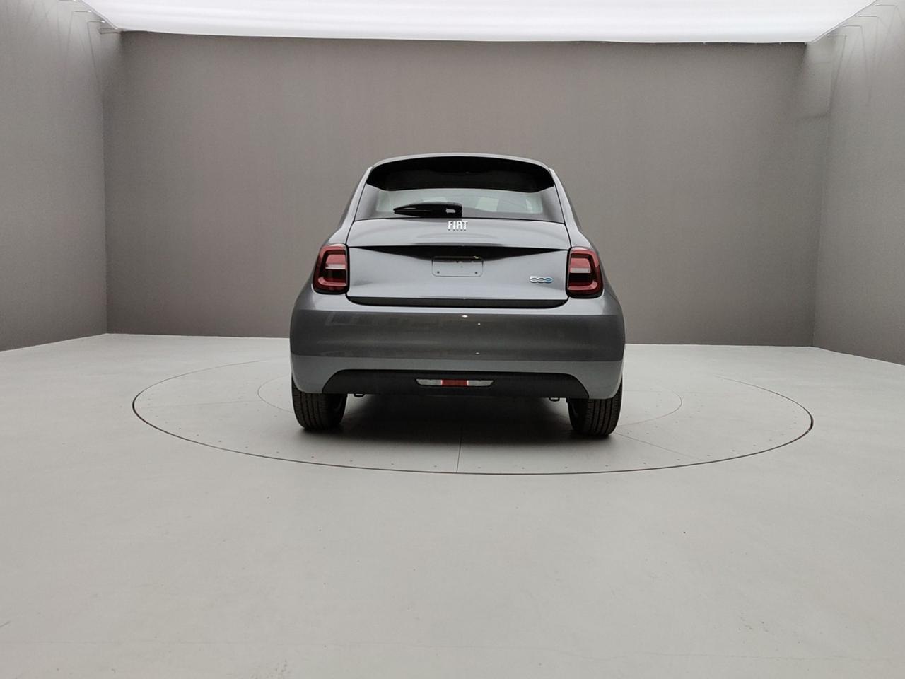 FIAT 500e 118CV 42KW 320KM