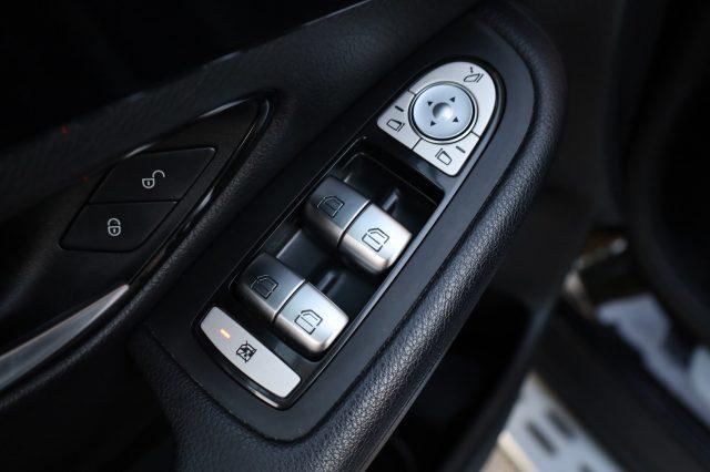 MERCEDES-BENZ GLC 220 d 4Matic Automatica 9 Marce PEDANE Navi PDC TelUSB