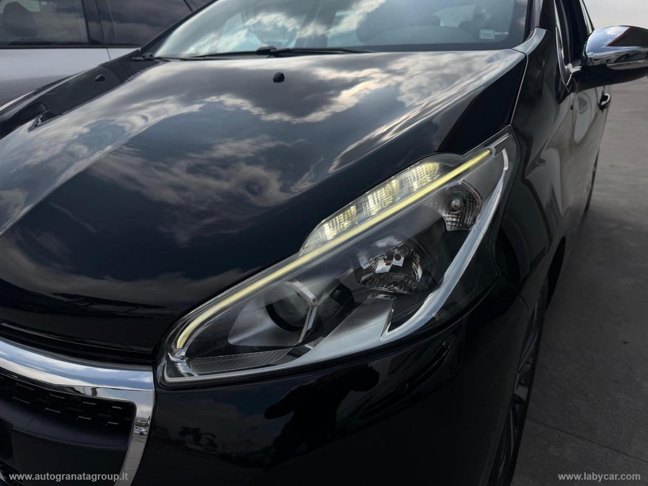 PEUGEOT 208 PureTech 82 5p. GPL Allure PERFETTA BLACK EDITION