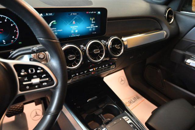 MERCEDES-BENZ GLB 200 AUTOMATIC SPORT 163CV NAVI LED 18"CAM GANCIO FULL!