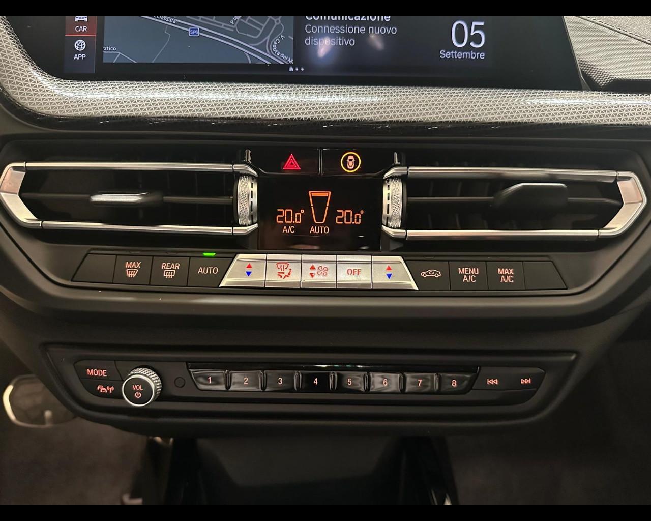 BMW Serie 1 (F40) - M 135i xDrive
