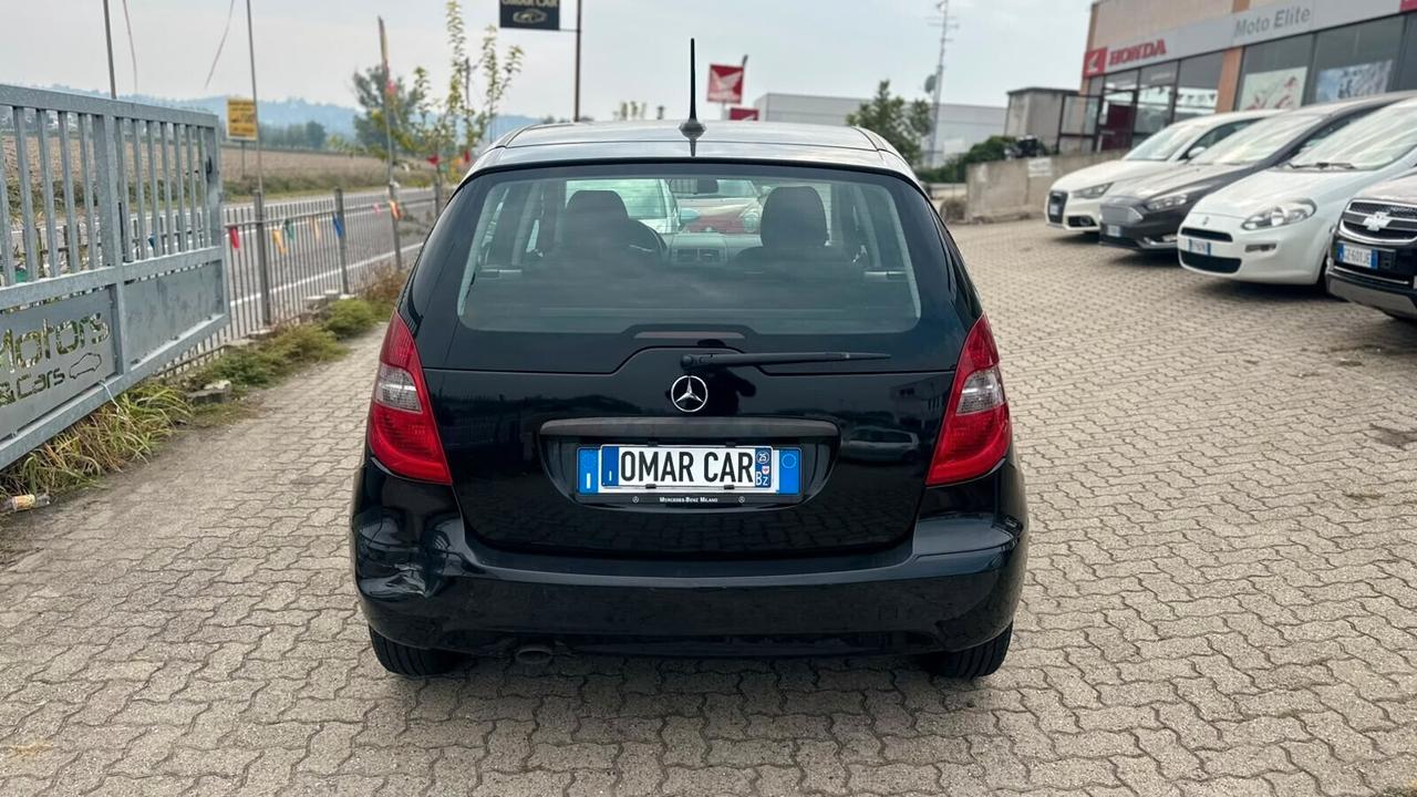 Mercedes-benz A 160 2.0 d 2012 neop.
