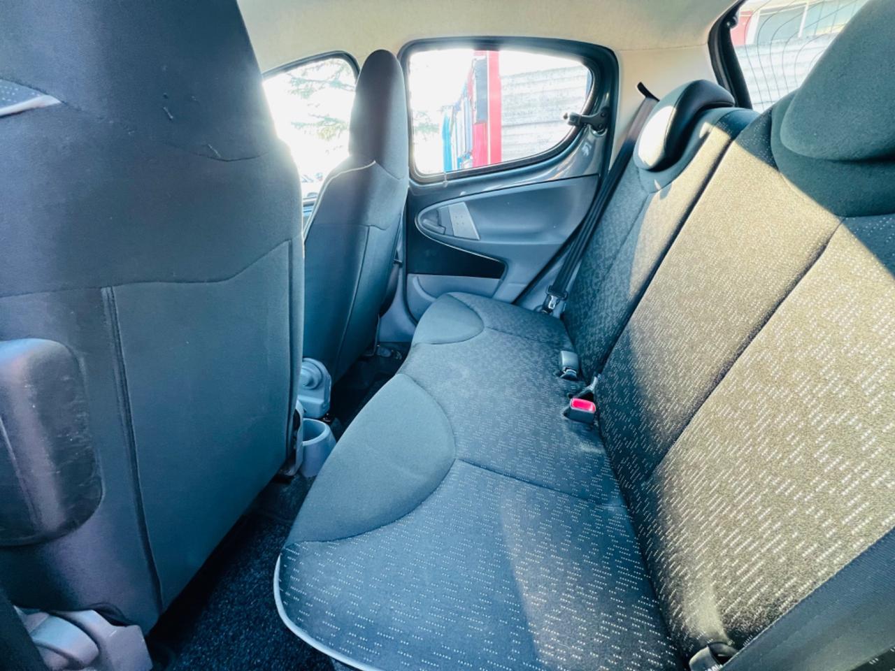 Peugeot 107 1.0 68CV 5p. Sweet Years