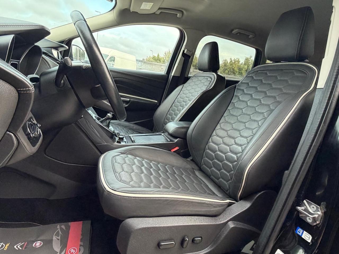 Ford Kuga 2.0 TDCI 150 CV 2WD Vignale