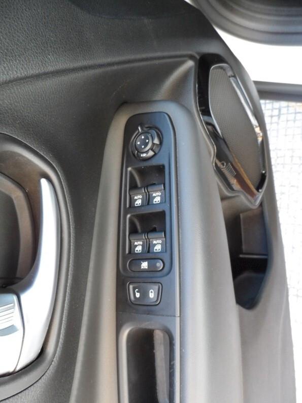 Jeep Renegade 1.6 Mjt 120 CV Night Eagle TETTO