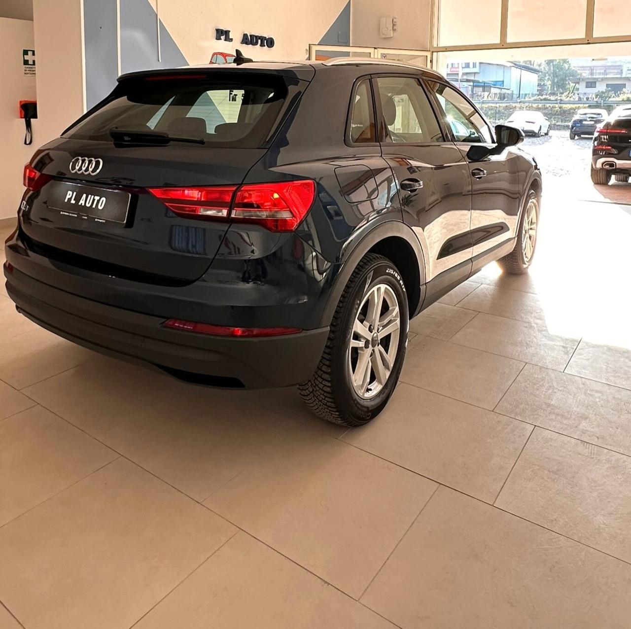 Audi Q3 35 TDI S tronic Business Advanced
