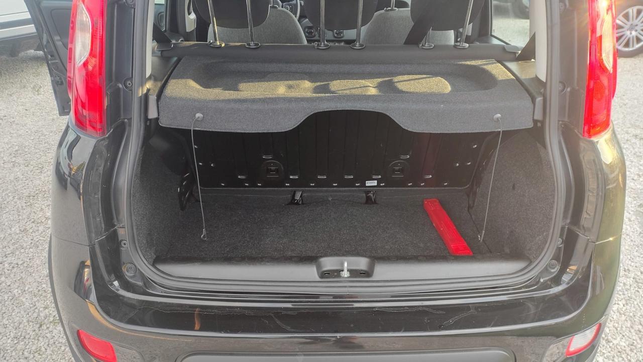 Fiat Panda 1.0 FireFly S&S Hybrid City Cross