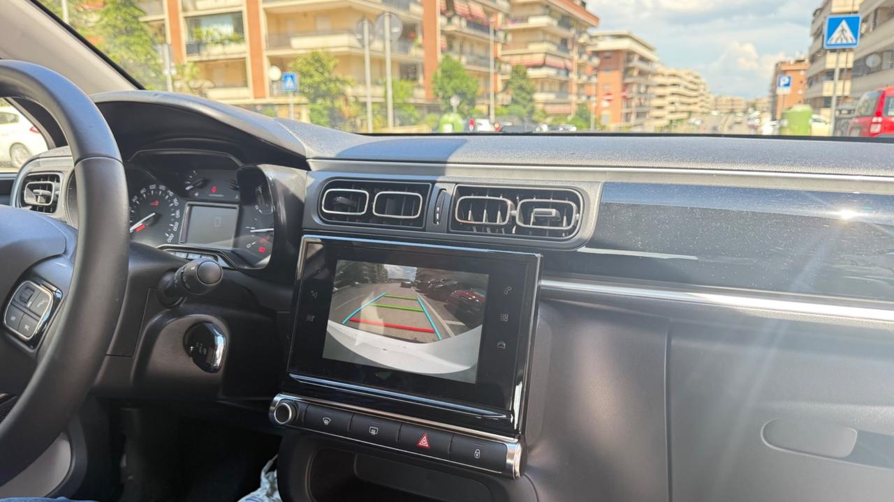 Citroen C3 PureTech 83 S&S Shine led car play pdc navi