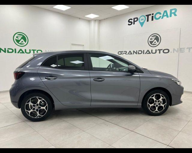 MG MG3 HYBRID + LUX