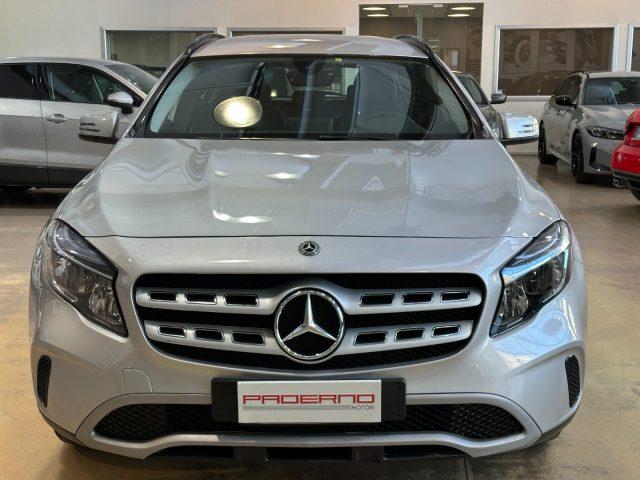 MERCEDES-BENZ GLA 180 d Automatic Sport - 17" - Telecamera - Navi - IVA