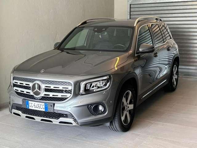 Mercedes-Benz GLB 200