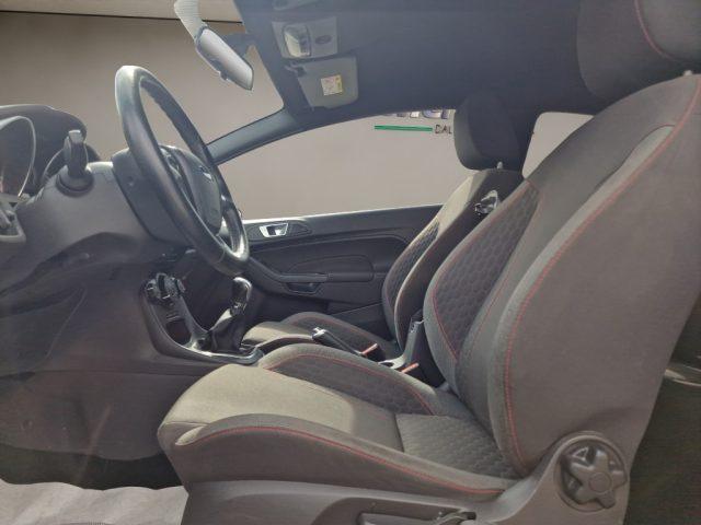 FORD Fiesta 1.5 TDCi 75CV 3 porte ST-Line