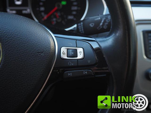 VOLKSWAGEN Passat Variant 2.0 TDI DSG Executive BlueMotion Tech.