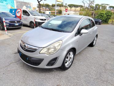 Opel Corsa 1.2 3 porte b-color