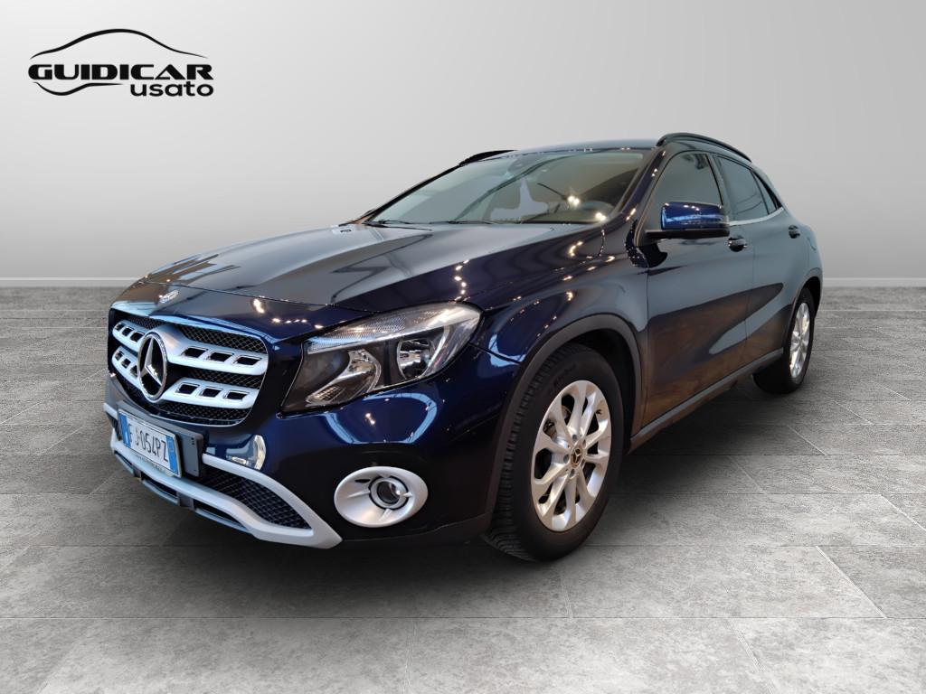 Mercedes-Benz GLA-X156 2017 - GLA 180 d Business auto