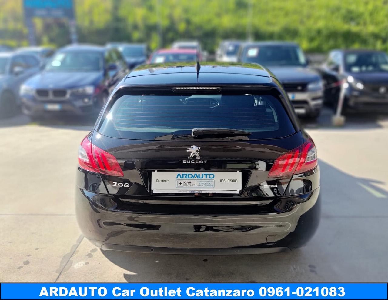 Peugeot 308 1.6 hdi 116 cv Neopatentati