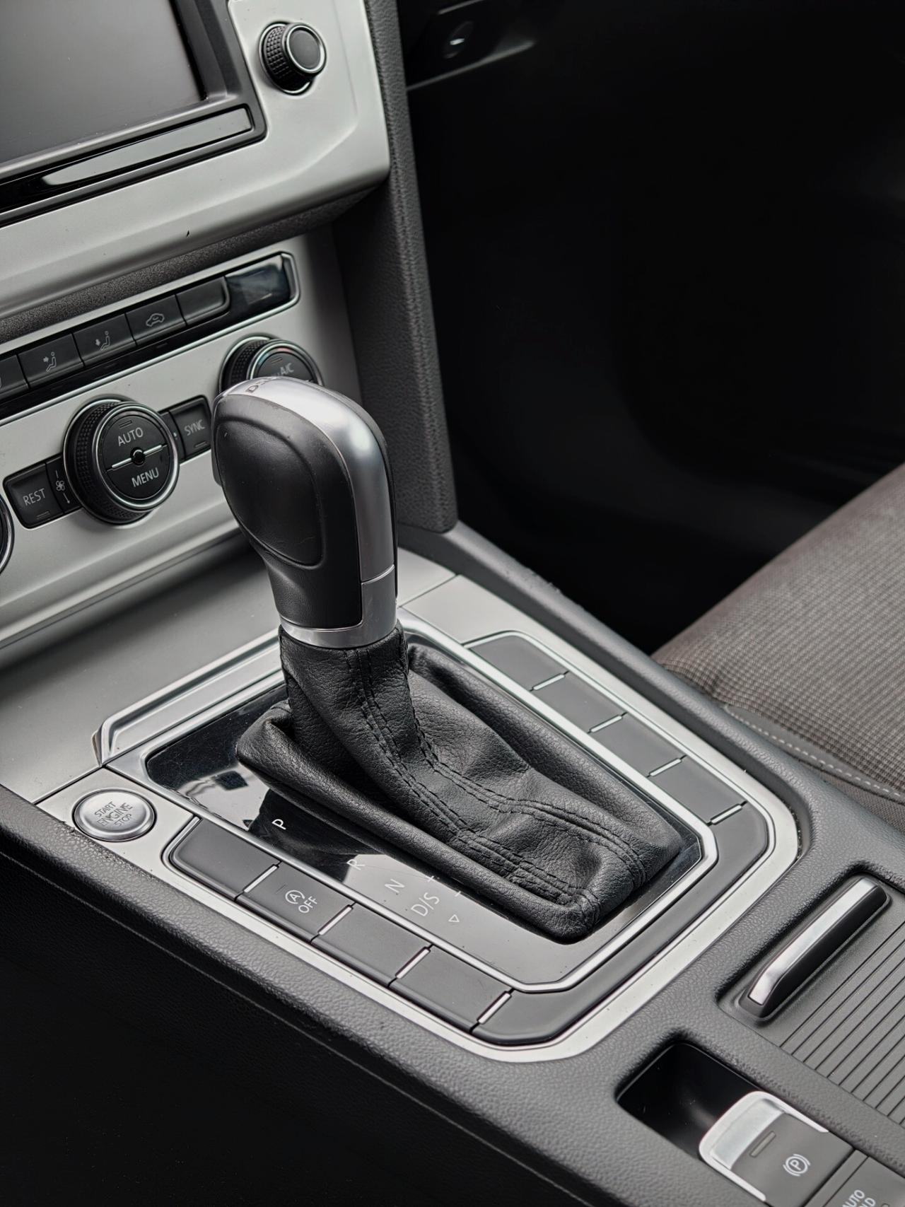 Volkswagen Passat Variant 1.6 TDI 120cv DSG