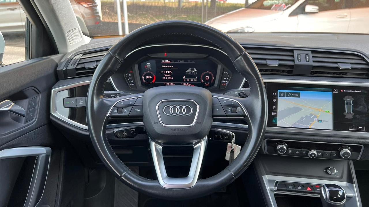 Audi Q3 2.0 TDI 150 CV S tronic line Edition
