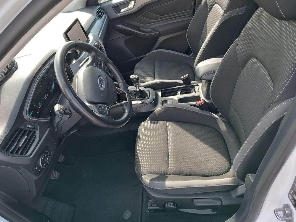 Ford Focus 1.5 EcoBlue 120 CV 5p. Si neopatentati