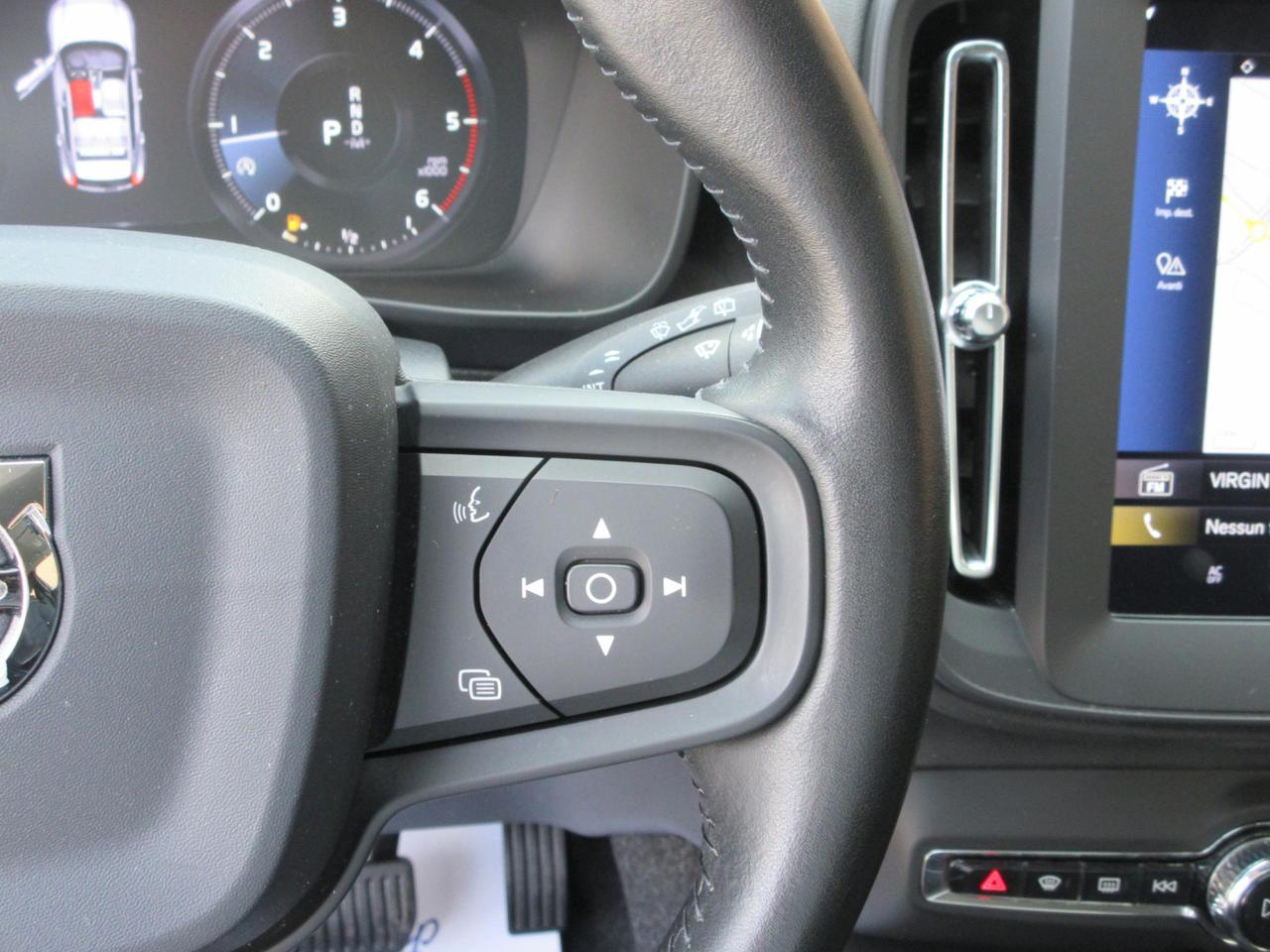 Volvo XC40 2.0 d3 Business AWD Geartronic