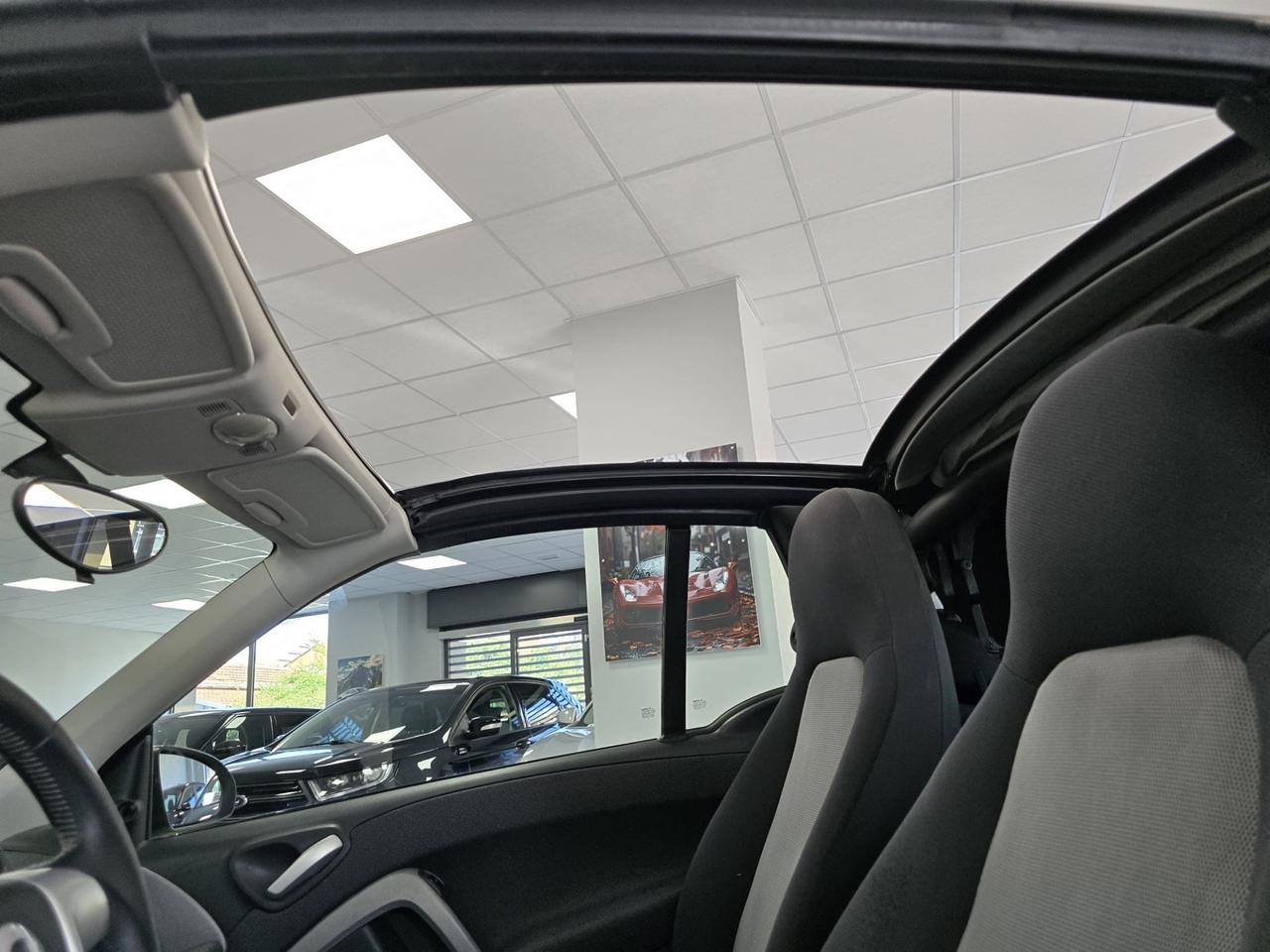 Smart ForTwo Cabrio 1.0 B 71cv 2009 neopatentati