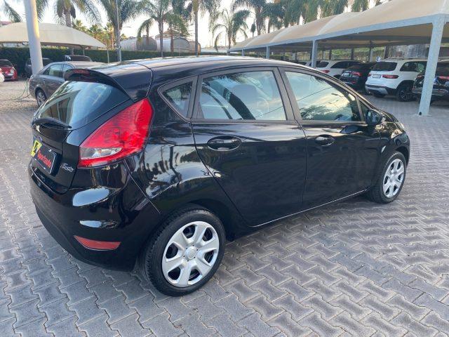 FORD Fiesta + 1.4 TDCi 68CV 5 porte