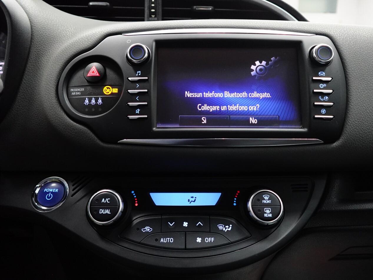 Toyota Yaris 1.5 E-CVT HYBRID 73 CV ACTIVE