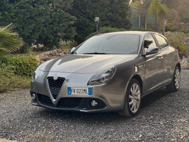 Alfa Romeo Giulietta 1.6 120 CV Super 2017 155KM