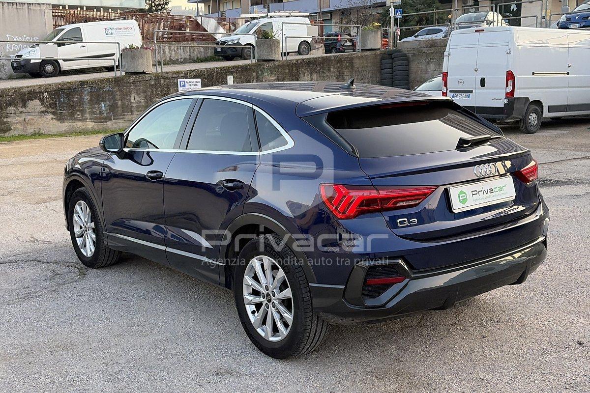 AUDI Q3 SPB 35 TFSI Business Plus
