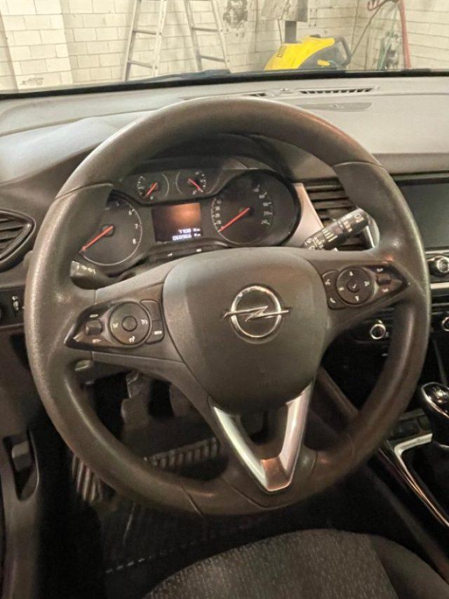 OPEL Crossland X 1.2 12V