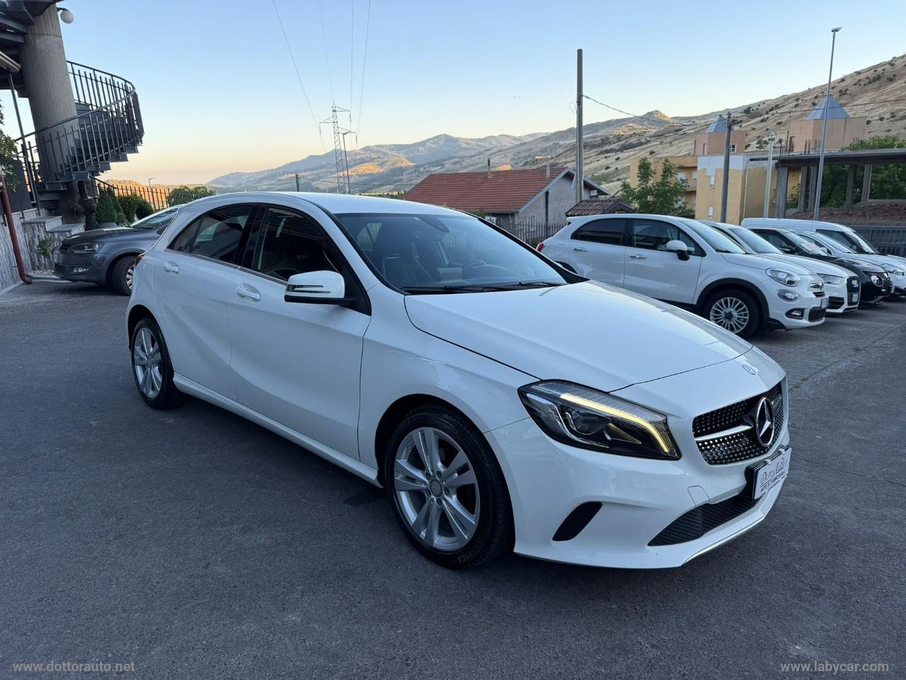 MERCEDES-BENZ A 180 d Premium