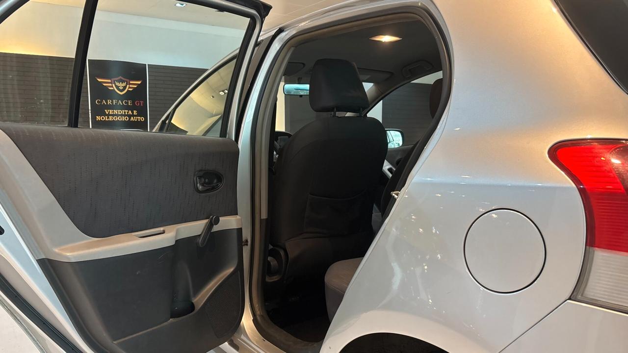 TOYOTA YARIS 1.4D 90CV - 2009